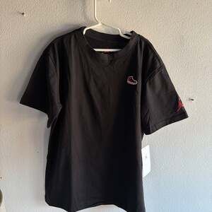 Jordan Brand Sneaker Patch T-Shirt black/varsity red kids